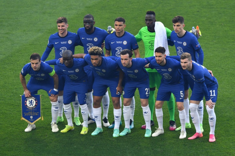 辽宁男篮宏远再度上演巅峰对决