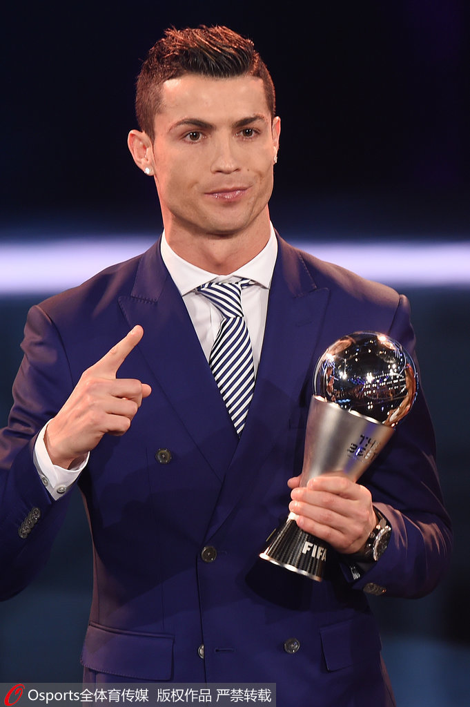 西甲赛场破门，巴尔德吉斩获巴萨生涯处子球（西甲建功，巴尔德吉收获巴萨生涯首球）