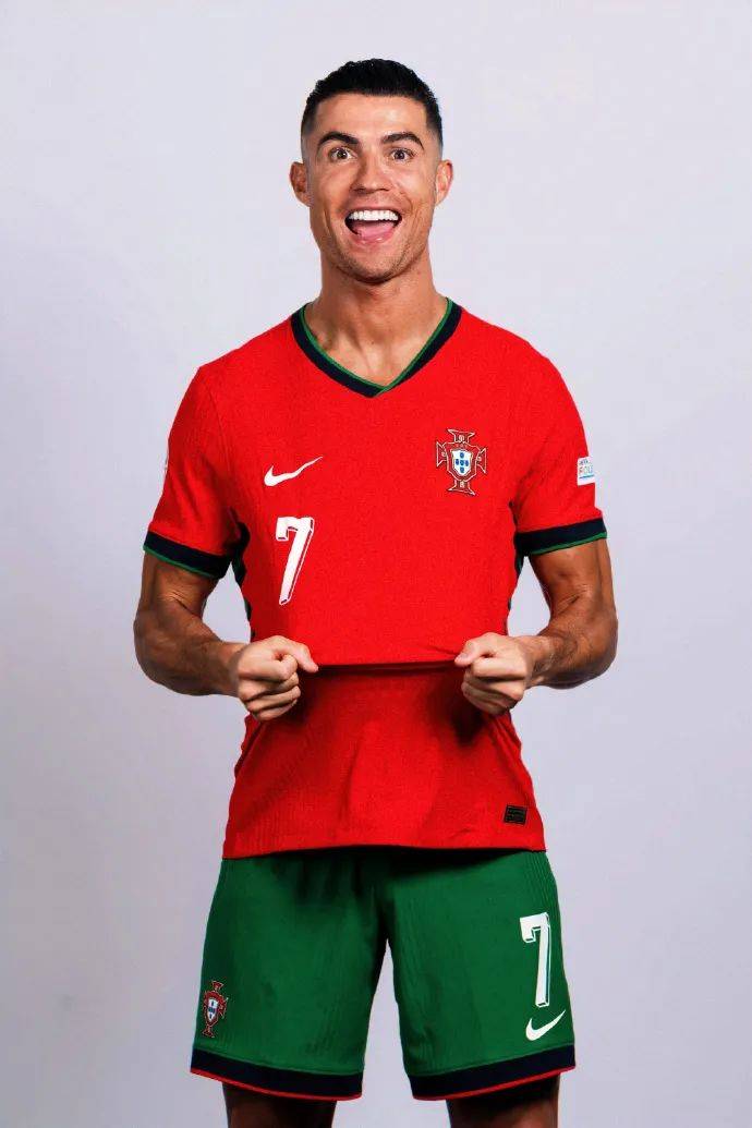 法兰克福主帅：战巴萨将面临苦战；必须集体对亚马尔进行防守