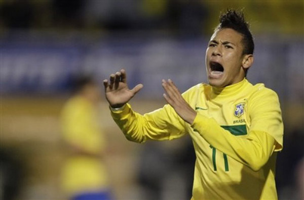 中卫用人荒！阿尔特塔：莫斯克拉也伤了，可能是膝盖或脚踝（中卫告急！阿尔特塔：莫斯克拉也受伤，疑为膝盖或脚踝）