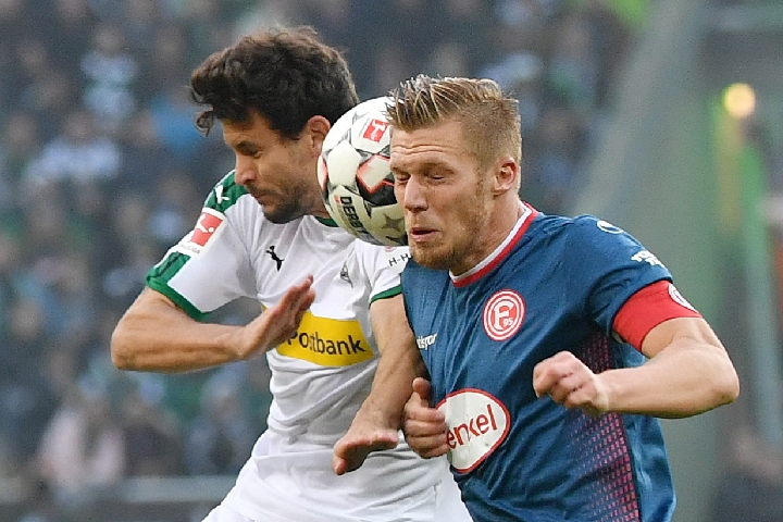 2025巴甲37轮：内马尔戴帽射鹦鹉，红黑提前加冕双冠王