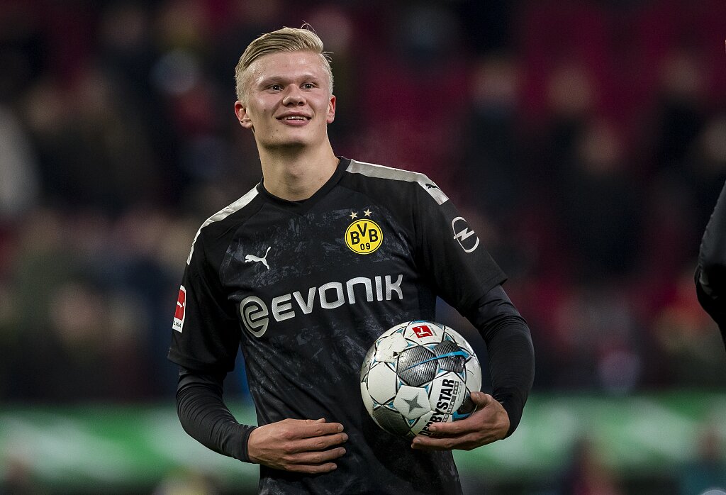 IFFHS宣布亚马尔当选U20世界最佳球员，连续两年获奖（IFFHS评选：亚马尔蝉联U20世界最佳球员）