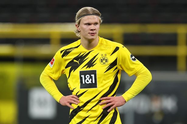 西甲战报：巴雷内切亚半场吊射建功，皇家社会3-1十人奥萨苏纳（西甲简报：巴雷内切亚半场挑射破门，皇家社会3-1力克十人奥萨苏纳）