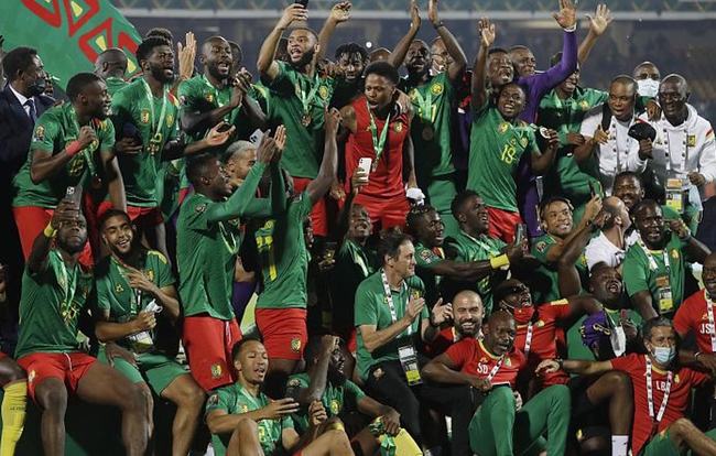 棒球与地方经济解析大联盟球队搬迁对原城市造成的商业与文化空洞