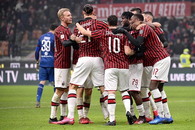 曼奇尼：小法赛后来我面前说，我在场上的话比他当年还要多（曼奇尼：赛后小法打趣，我在场上比他当年更健谈）