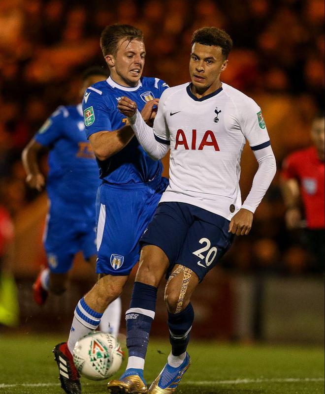 弗里克：未来四周将迎来9场比赛，我们将力争全胜（弗里克：四周九战来袭，我们力争场场拿下）