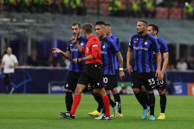 北青：郑智接近出任西海岸主帅，黄博文、李雷雷受邀加入团队