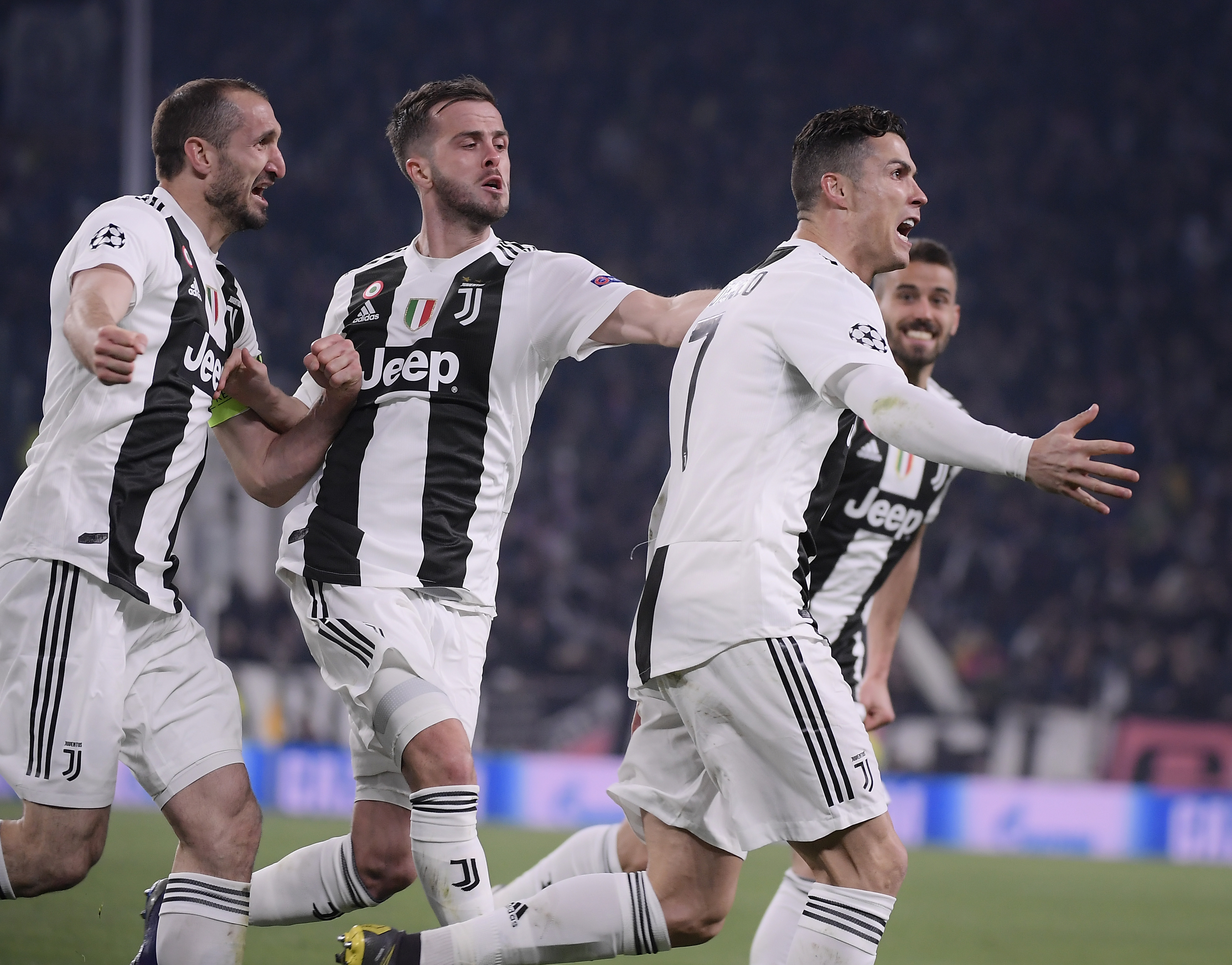 奥克兰vs惠灵顿凤凰首发：兰德尔领衔！布里默、埃泽在列