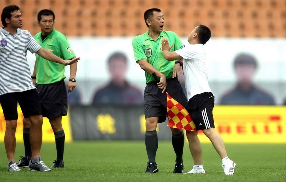 想重新踢的比赛？维埃里：02年世界杯vs韩国；97年欧冠踢多特