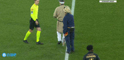 2025 赛季：底特律老虎队王牌斯库巴尔凭借统治级表现，全票当选美联赛扬奖